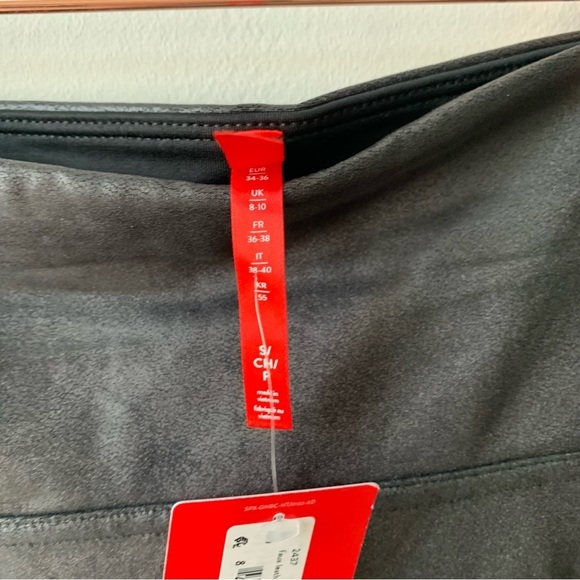 SPANX Faux Leather Leggings Sz S NWT - Picture 8 of 8